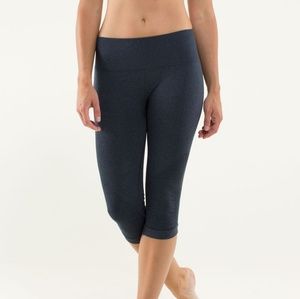 Lululemon In The Flow Crop